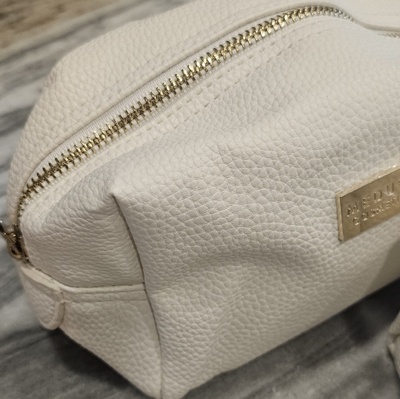 Set Off 2 Eggshell White Gold makeup bag cosmetic case - Picture 4 of 6